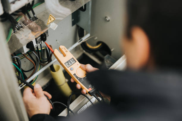 Best Emergency Electrical Repair  in Centerville, OH